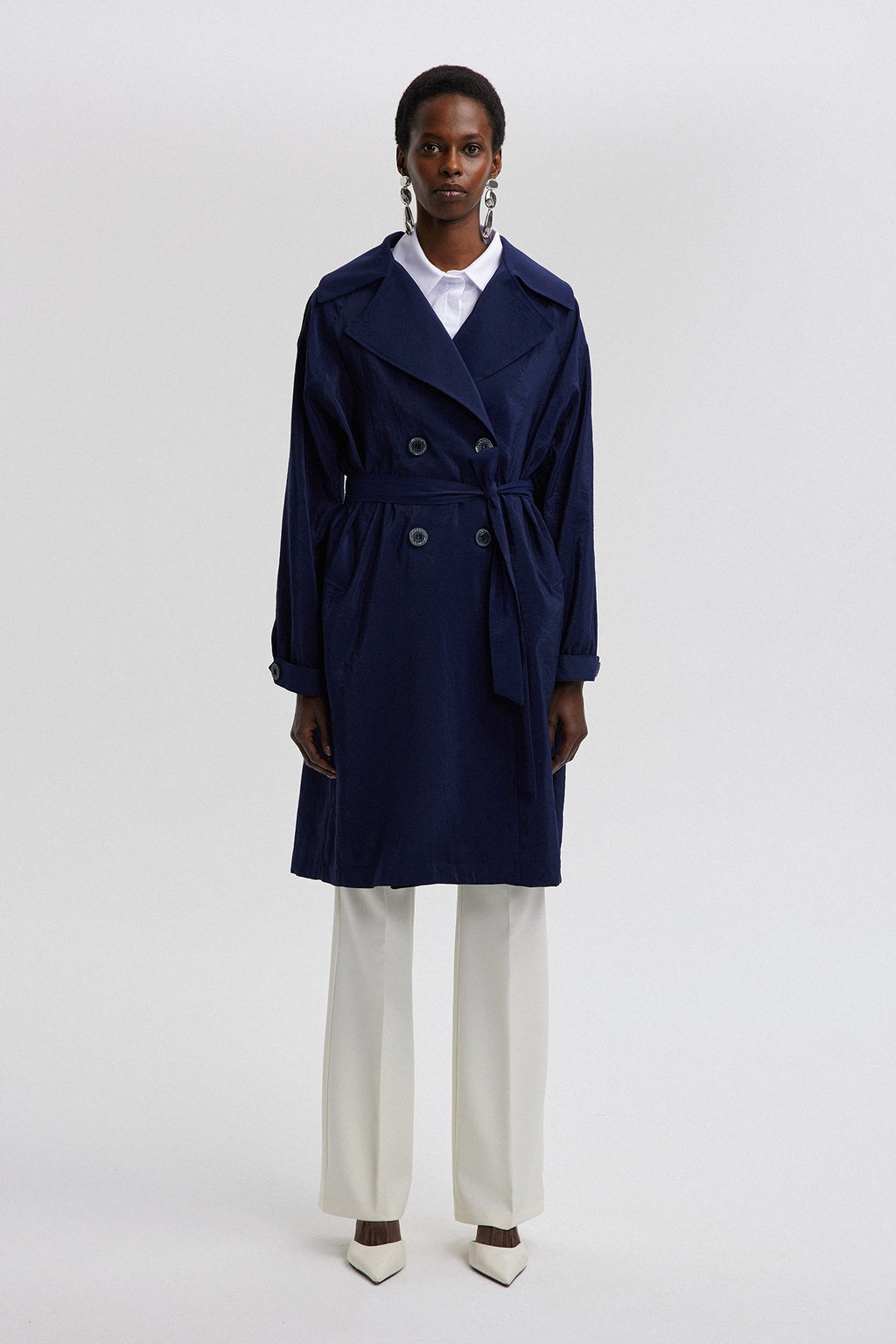 Trench coat con cintura a vestibilità rilassata – Effetto Cupro- Blu navy