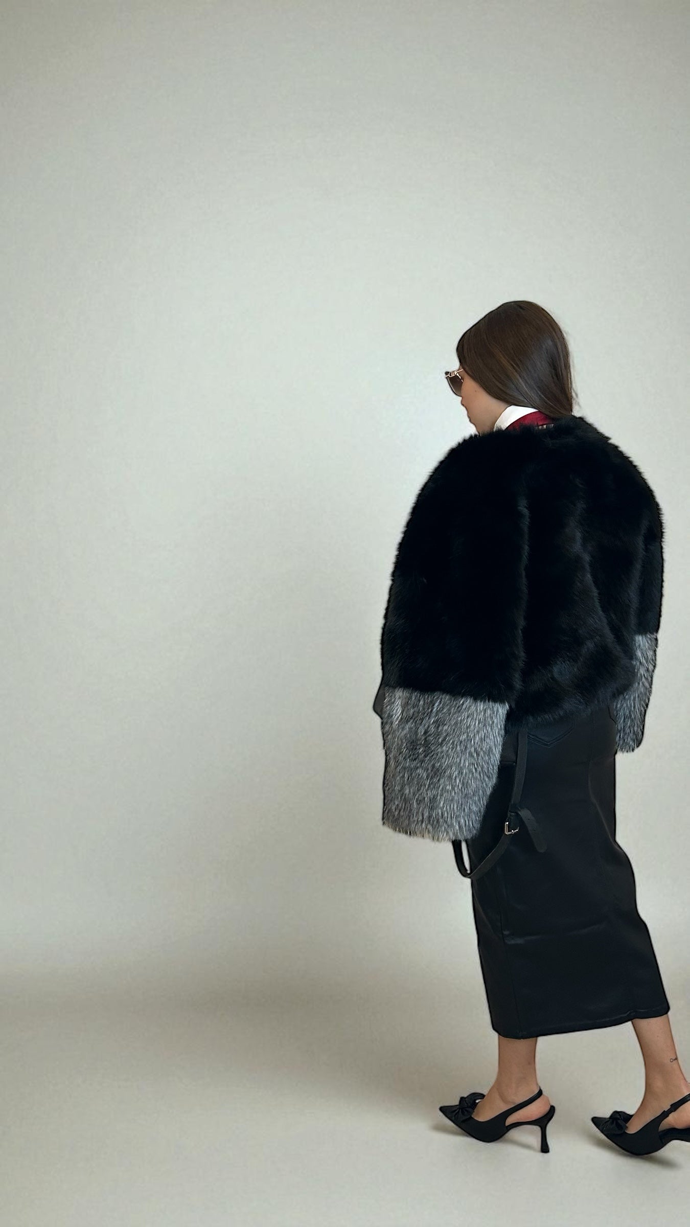 Gonna midi nera Eco-pelle  con spacco